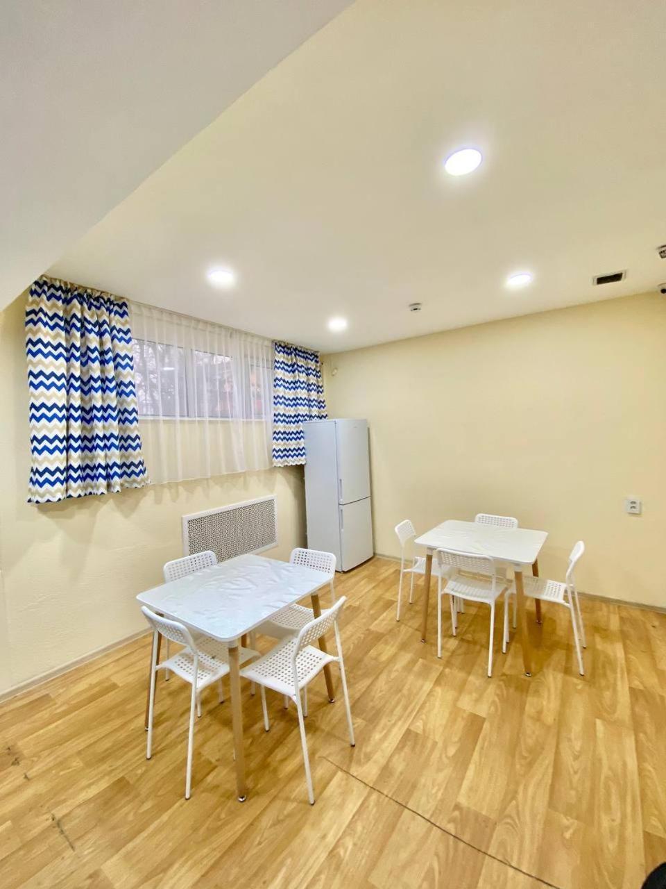 Alma-Ata Hostel Εξωτερικό φωτογραφία